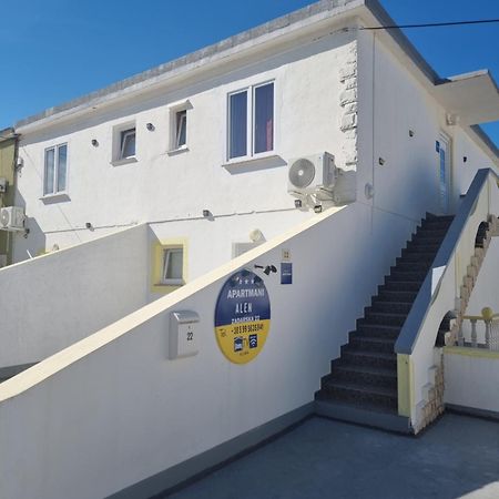 Apartmani Alen Dinjiška Exterior foto