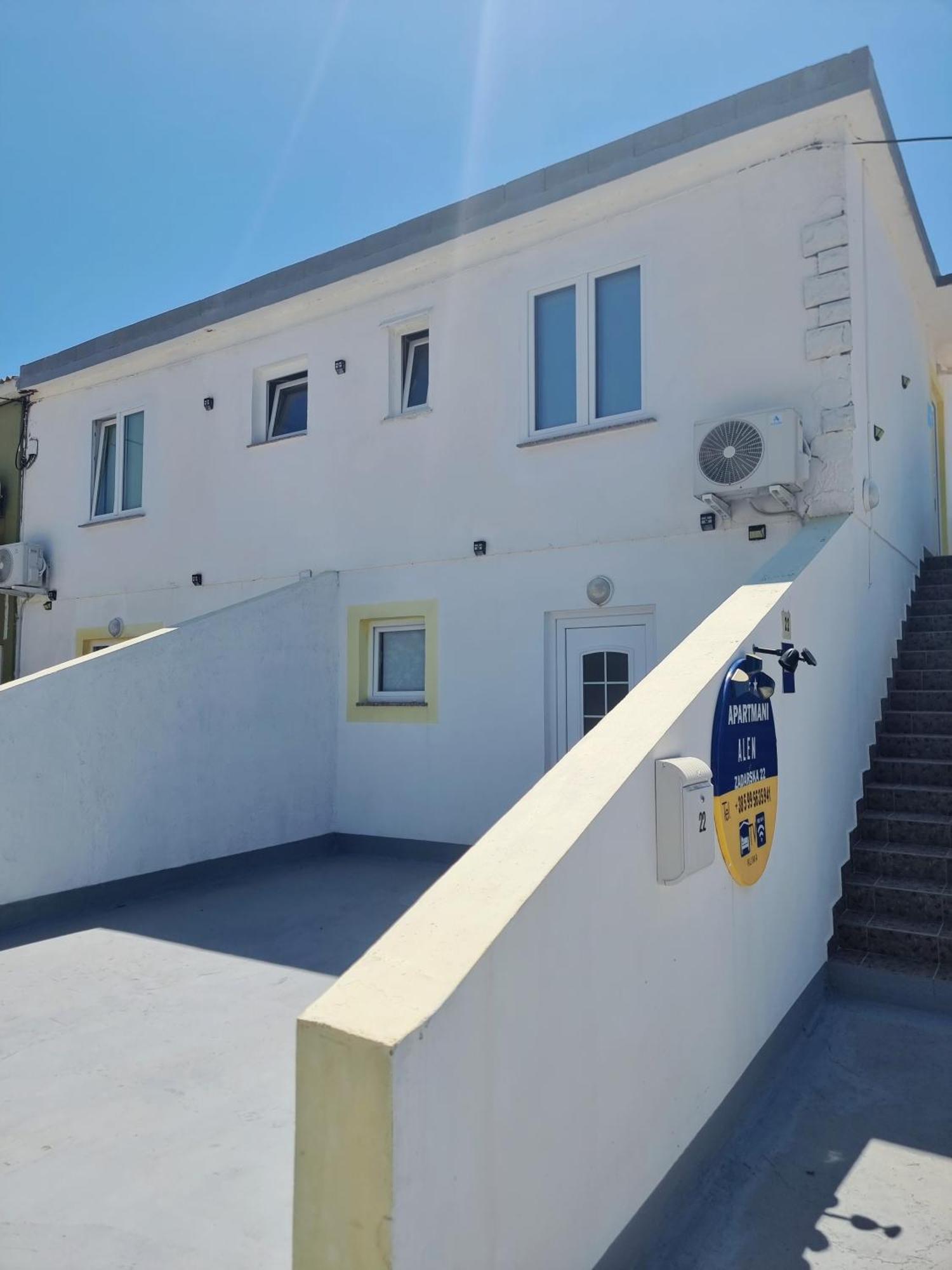 Apartmani Alen Dinjiška Cameră foto