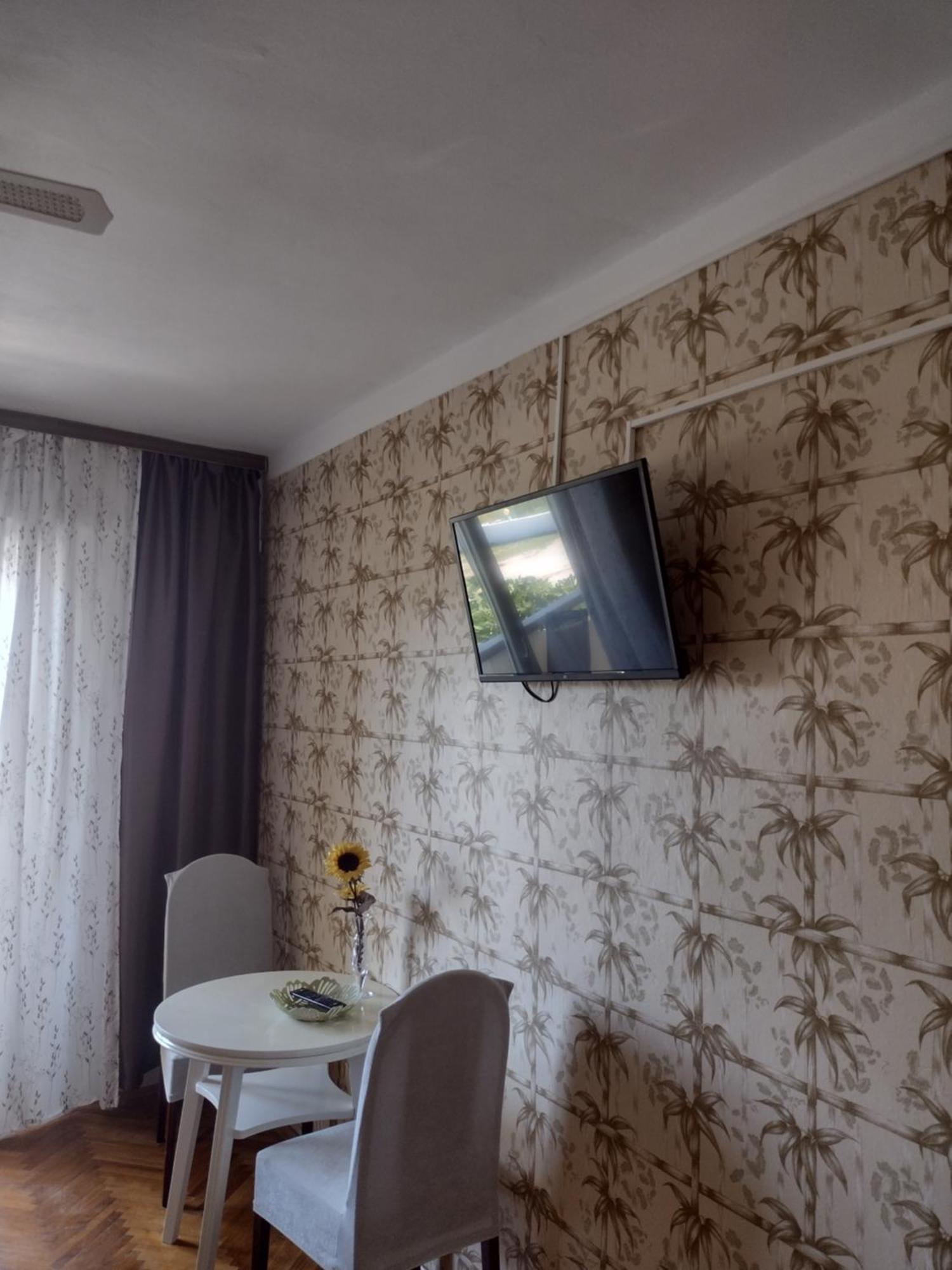 Apartmani Alen Dinjiška Exterior foto